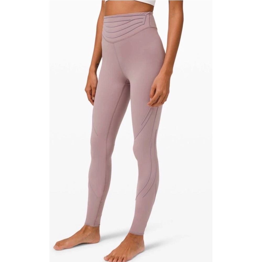 Lululemon Get in Line Super High-Rise Leggings in Violet Verbena Size 2